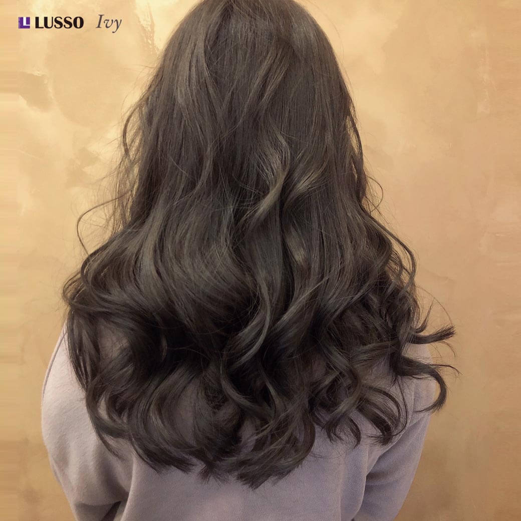 髮型師 Ivy -說不出的迷人感 #冷霧棕色 ❤️ 小心機的色彩，讓妳顯白又看起來質感滿分